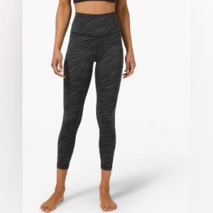 Lululemon wunder under high-rise tight 25” luxtreme size 10